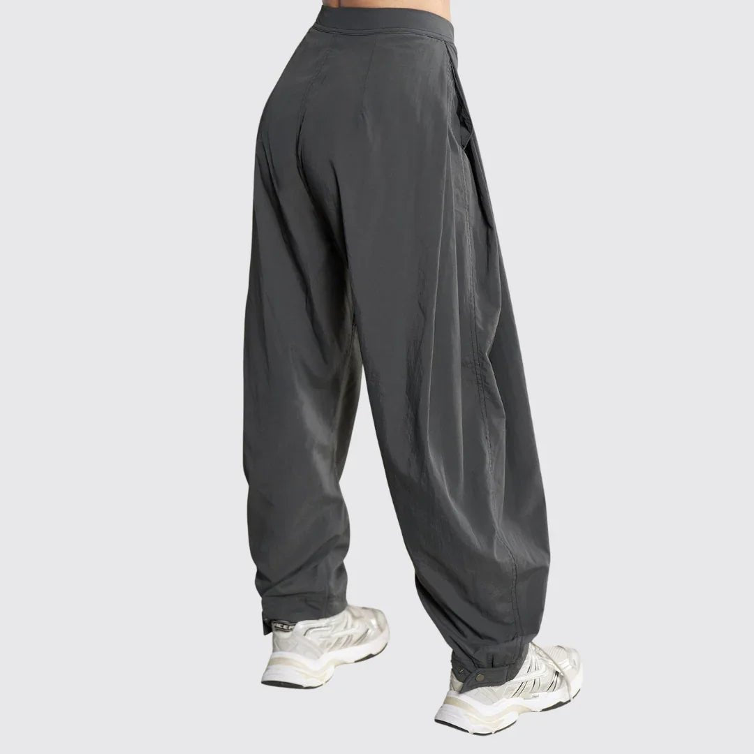 Relaxed Fit Yoga Pants - Leafrog Official